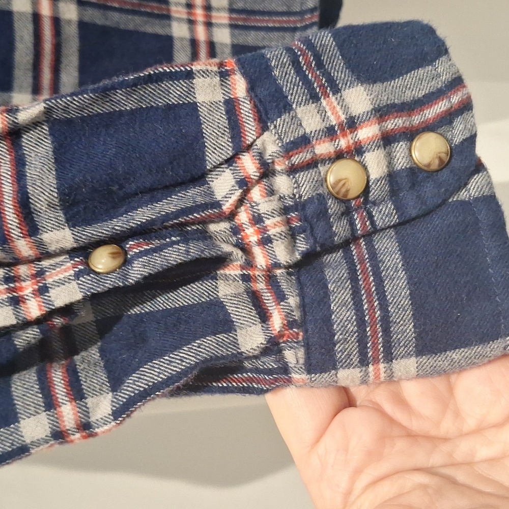 Jacks Girlfriend Bea Roll Tab Button Down Shirt S… - image 2